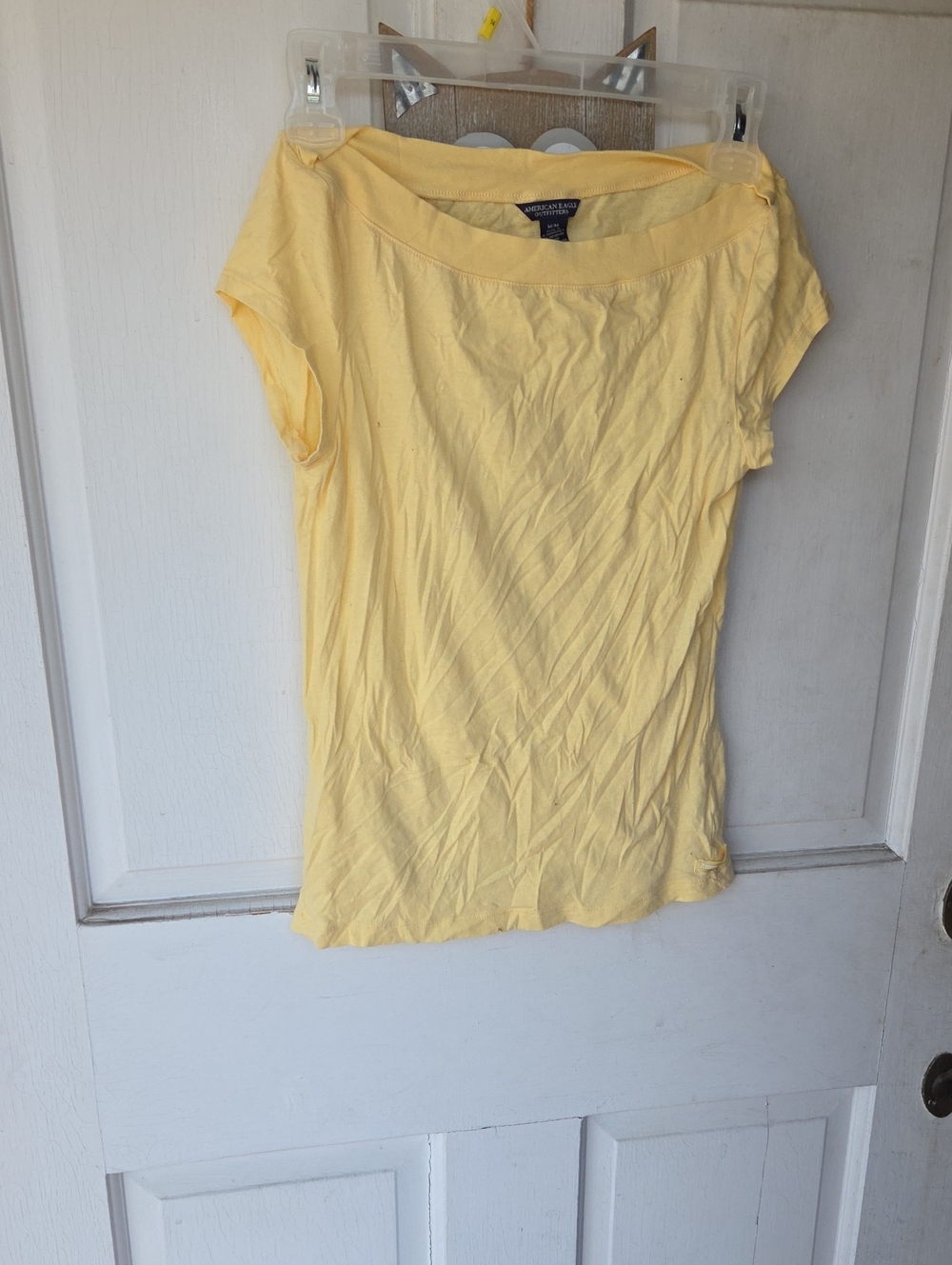 American Eagle Outfitters Pale Yellow Short-Sleeve Favorite Top Y2k